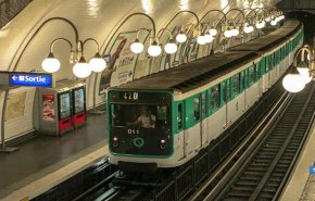إضرابات تعرقل عمل مترو باريس للمطالبة برفع الأجور