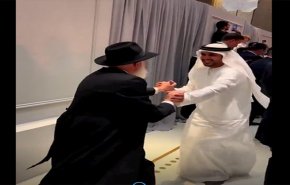 رقص یک مرد عربی با خاخام یهودی + فیلم
