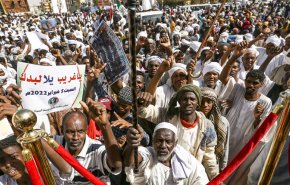 شاهد بالفيديو: الشارع السوداني ينتفض ضد مؤامرات اجنبية