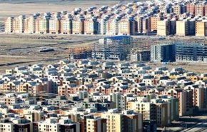 لرفاه حال المواطن.. ايران تبدأ بناء 2000 وحدة سكنية للعمال