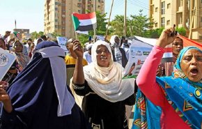 إحتجاجات في السودان رفضا لقرار إعادة واجهات النظام السابق