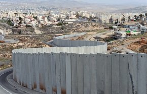 الاحتلال بصدد إقامة جدار إسمنتي بطول 100 كيلومتر في شمال الضفة الغربية
