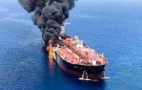 حمله پهپادی به نفتکش صهیونیستی نزدیک عمان/ فرمانده ناوگان پنجم نیروی دریایی آمریکا: از حادثه کشتی تجاری آگاهیم
