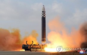 کره شمالی: «کیم جونگ اون» شخصا بر آزمایش موشک 