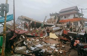إندونيسيا: زلزال بقوة 5.6 درجة يخلف 162 قتيلا