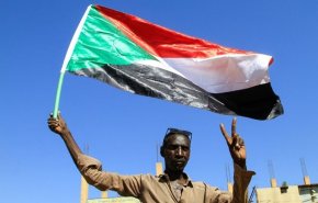  السودان.. تجدد المظاهرات والجيش يرفض حكومة حزبية 