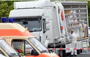القبض على 25 مهاجراً سورياً داخل شاحنة “مواد كيماوية” في رومانيا