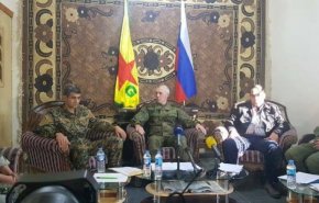 اختصاصی العالم | دیدار هیات روس با فرماندهان کردهای سوریه در بحبوحه حمله زمینی ترکیه/ کردهای سوریه عقب نشینی از نوار مرزی را نپذیرفتند