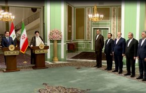 قضايا ساخنة على طاولة حوار الرئيس الإيراني ورئيس الوزراء العراقي