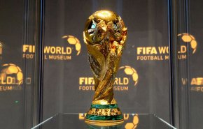 اين يتم صنع كأس العالم ؟