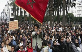 المغربيون يتظاهرون ضد الغلاء وقمع حرية التعبير والتطبيع مع الاحتلال