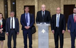 تشکیل جلسه دولت لبنان بعد از مدتها در غیاب ۷ وزیر