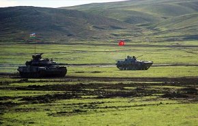 رزمایش مشترک آذربایجان و ترکیه در نزدیکی مرزهای ایران آغاز شد
