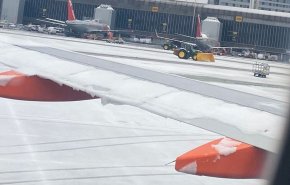 بارش برف پروازها در فرودگاه منچستر را زمین‌گیر کرد