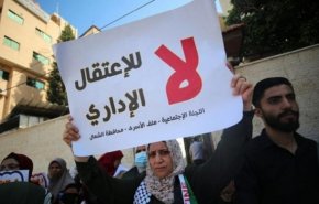 ارتفاع عدد المعتقلين الإداريين المقاطعين لمحاكم الاحتلال إلى 80