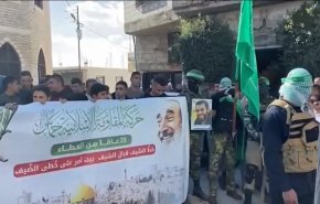مسيرة وعرض عسكري نظمتها حركة حماس بعد صلاة الجمعة وسط  الخليل + فيديو