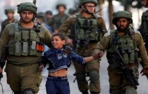 صحنه های بهت آور بازداشت کودکان فلسطینی وحشت زده + ویدیو