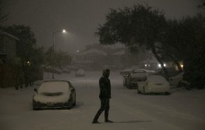 قطع برق ده‌ها هزار نفر در شمال شرق آمریکا در پی برف و کولاک شدید
