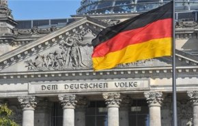 آسوشیتدپرس: آلمان ضمانت‌های تجارت با ایران را تعلیق کرد