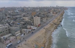 بهذا الحال.. قطاع غزة يستقبل العالم الجديد+ فيديو