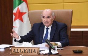 الرئيس الجزائري يعتبر قطع العلاقات الدبلوماسية مع المغرب بديلا لـ'الحرب'