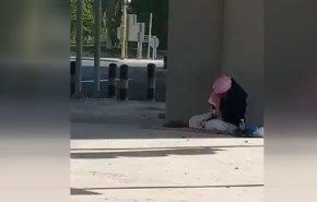 مشاهد حزينة لسعودي مريض أمام بيته المهدوم 