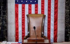 پس از ۱۱ بار شکست پیاپی برای تعیین کرسی ریاست، مجلس آمریکا تعطیل شد