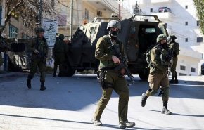 اذعان افسر صهیونیستی به استفاده از پهپادهای مسلح علیه فلسطینی‌ها