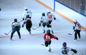 حضور  تیم‌های ایران در مسابقات هاکی روی یخ کشورهای اسلامی با هدایت کاوه صدقی