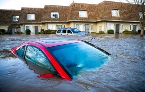 ۲۰ نفر در طوفان‌های کالیفرنیا کشته شدند