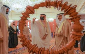 حکام آل‌خلیفه غرق در پول و ثروت.. چرا ملت بحرین نمی‌توانند؟