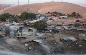 الإحتلال يخطط لتنفيذ تهجير قرية 'الخان الأحمر'.. المجلس الوطني الفلسطيني يحذر 