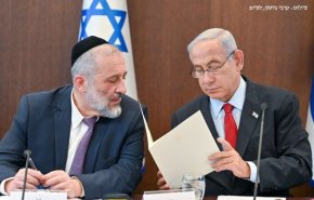 نتانیاهو، وزیر امور داخلی را برکنار کرد