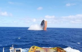 غرق شدن کشتی باری با ۲۲ خدمه در آبهای جنوب شرق ژاپن