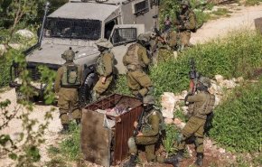 جيش الاحتلال الإسرائيلي يعلن استهداف متسللَيْن مسلحَيْن من سوريا