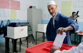 پیامدهای مشارکت پایین مردم در انتخابات تونس/ مخالفان خواستار برگزاری انتخابات ریاست جمهوری زودهنگام