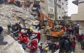 مراسلة العالم: ارتفاع حصيلة ضحايا انهيار عشرات الأبنية في سوريا