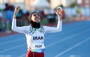الإيرانية فرزانه فصيحي تتوج ببطولة ألعاب القوى في كازاخستان