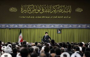قائد الثورة الاسلامية : يوم السبت الماضي كان يوما تاريخيا 