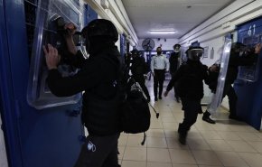 الأسرى الفلسطينيون يعلنون النفير والاعتصام في الساحات