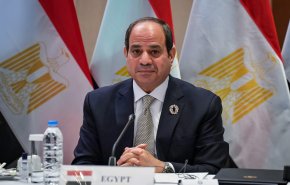 السيسي يعد المصريين: أزمة الدولار في البلاد ستصبح تاريخا