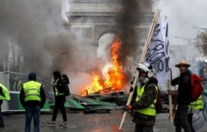 تداوم اعتراضات سراسری در فرانسه علیه برنامه‌های بازنشستگی ماکرون در روز شنبه
