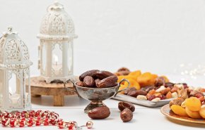 مع اقتراب شهر رمضان.. نصائح عند شراء الفواكه المجففة والمكسرات
