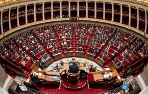 فرنسا.. مجلس الشيوخ يصادق على قانون تعديل نظام التقاعد المثير للجدل

