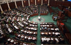 شاهد.. تداعيات الجلسة الأولى للبرلمان التونسي الجديد