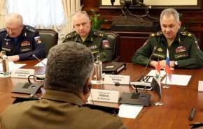 وزير الدفاع السوري يبحث مع نظيره الروسي التعاون العسكري بين البلدين