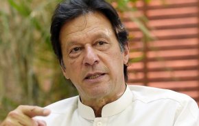 محكمة باكستانية تعلق مذكرة التوقيف بحق عمران خان 