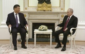 الرئيس الصيني شي جين بينغ يصل إلى الكرملين ويجتمع مع الرئيس بوتين

