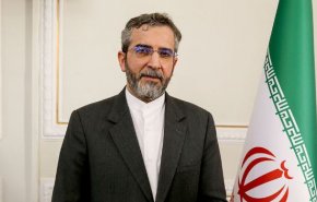 باقري كني يغادر طهران إلى أرمينيا