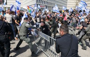 هزاران صهیونیست در اعتراض به اصلاحات قضایی خیابان‌ها را مسدود کردند